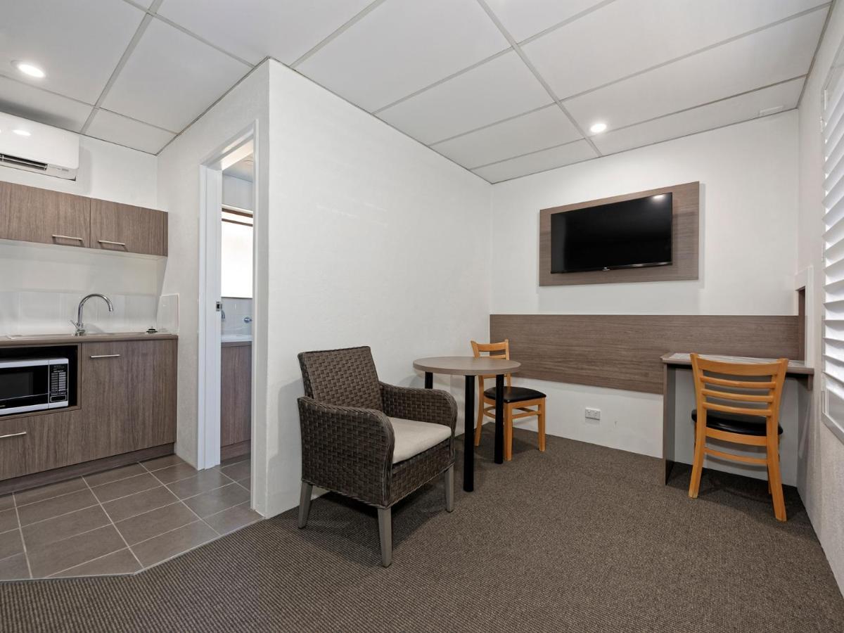 Chalet Motor Inn Bundaberg Zewnętrze zdjęcie
