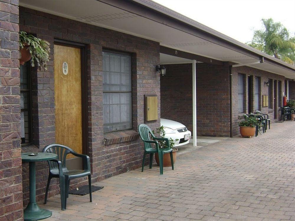 Chalet Motor Inn Bundaberg Zewnętrze zdjęcie