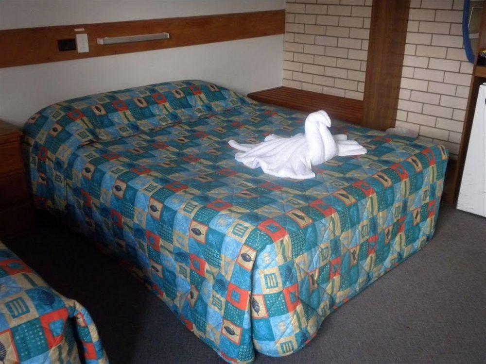 Chalet Motor Inn Bundaberg Zewnętrze zdjęcie