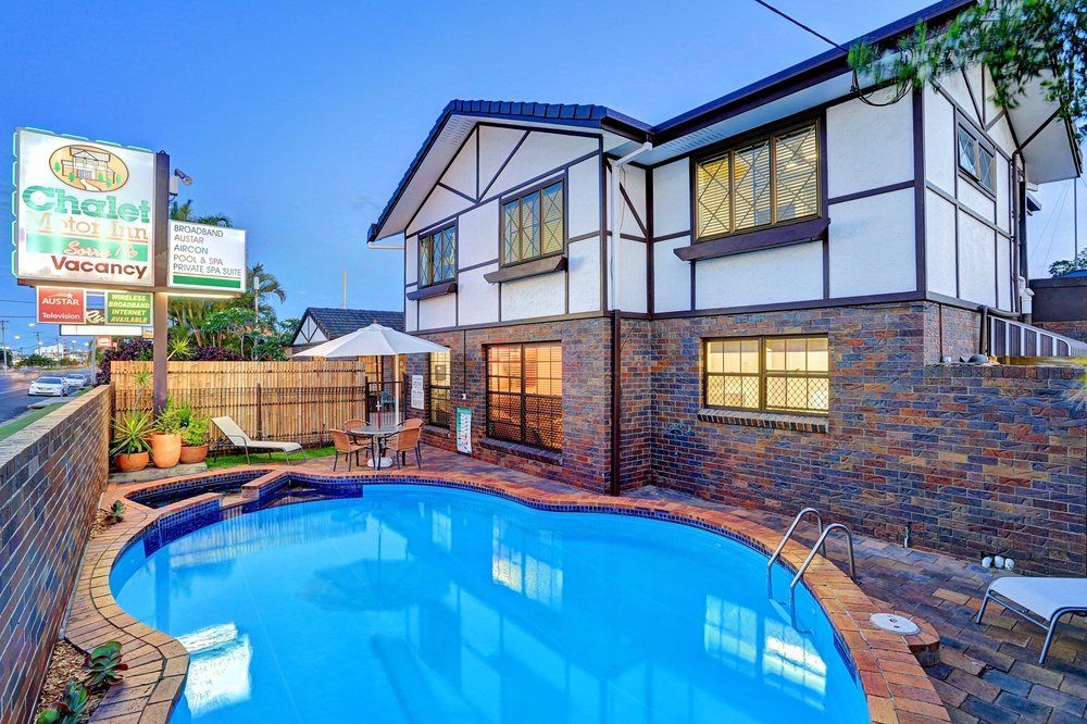Chalet Motor Inn Bundaberg Zewnętrze zdjęcie