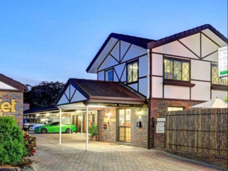 Chalet Motor Inn Bundaberg Zewnętrze zdjęcie