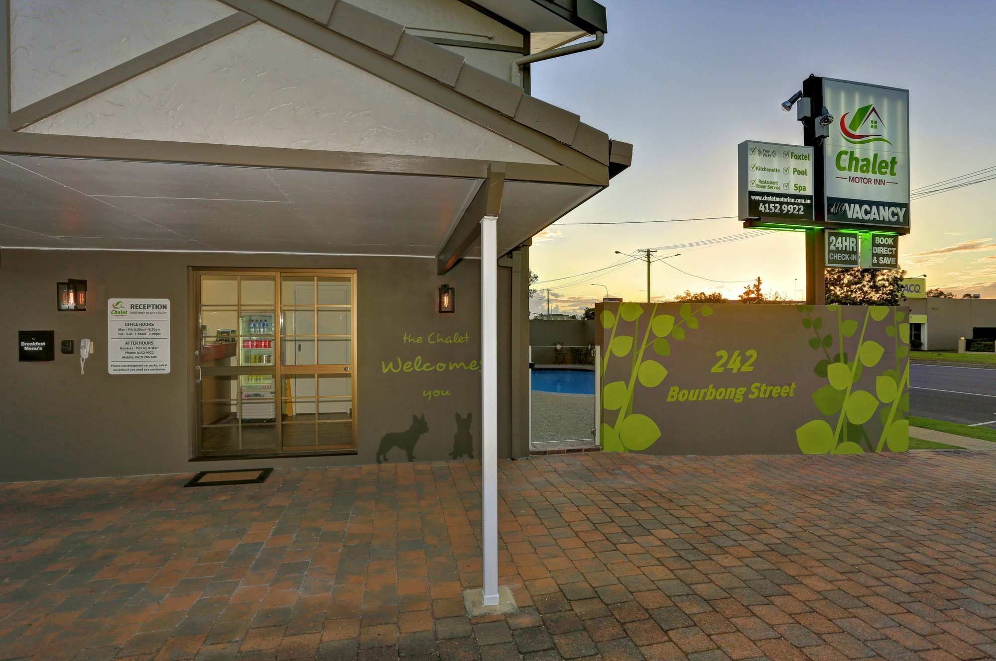 Chalet Motor Inn Bundaberg Zewnętrze zdjęcie