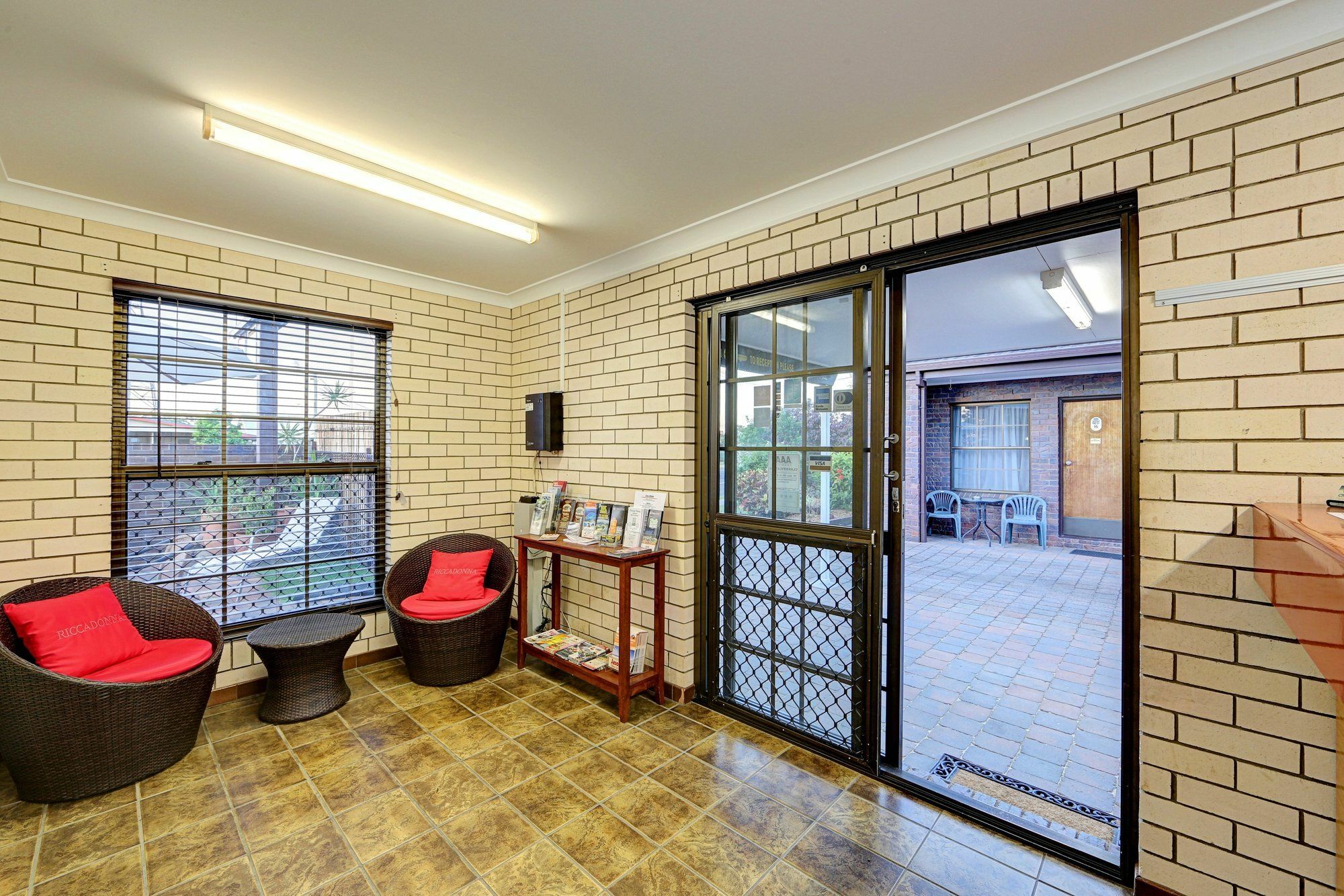 Chalet Motor Inn Bundaberg Zewnętrze zdjęcie